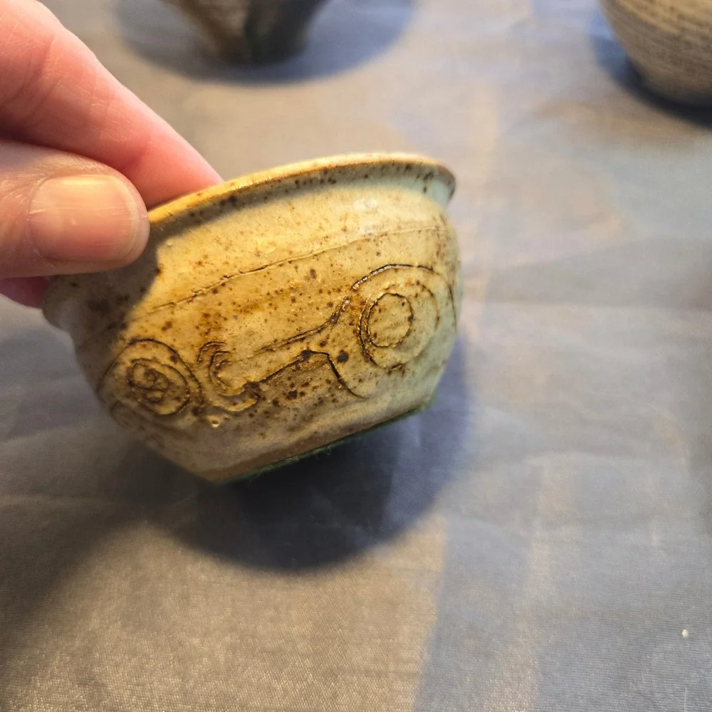 Set of 4  Different Ceramic Tea Matcha Cups Sake‎ Small Bowls Rustic Glaze